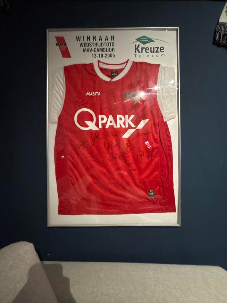 Gesigneerd MVV Wedstrijdshirt 2006, Sport en Fitness, Maat M, Ophalen of Verzenden, Gebruikt, Shirt