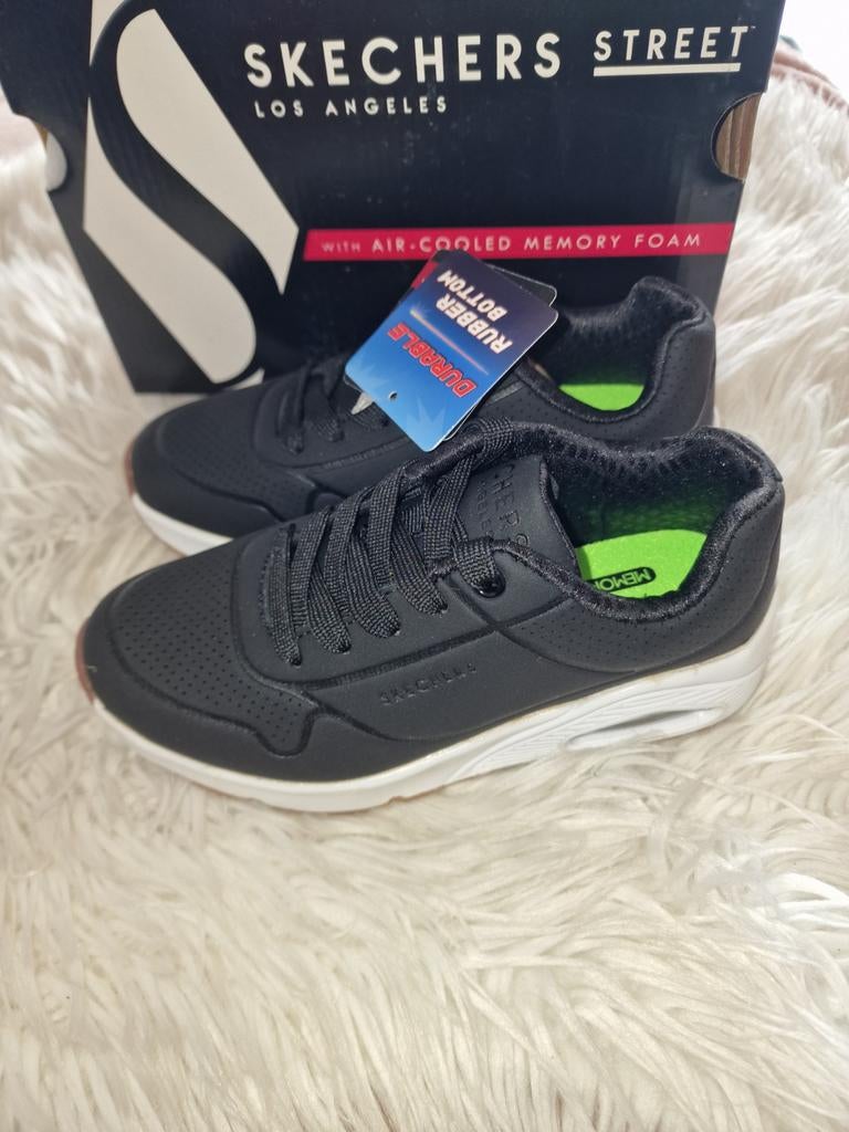 Skechers Uno Stand On Air Zwart Maat 29 Sneakers Schoenen, Kinderen en Baby's, Kinderkleding | Schoenen en Sokken, Ophalen of Verzenden