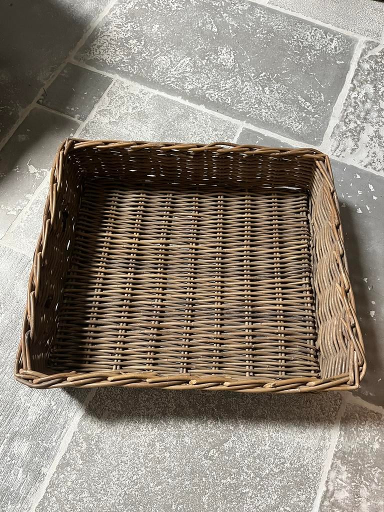 Hoffz mand riet rattan, Huis en Inrichting, Ophalen of Verzenden, Zo goed als nieuw, Rond, Overige materialen