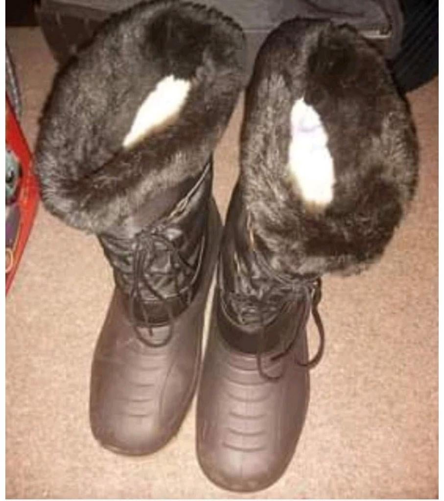 Sneeuwlaars met waterdichte zool maat 39/40, Ophalen of Verzenden, Zo goed als nieuw, Snowboots