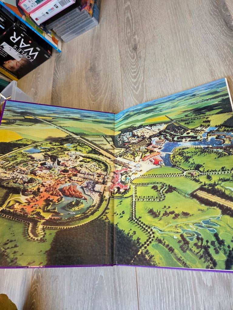 Euro Disney - Openingsboek 1992 - Zeldzaam, Ophalen of Verzenden, Leeuwenkoning of Jungle Boek, Gebruikt, Overige typen