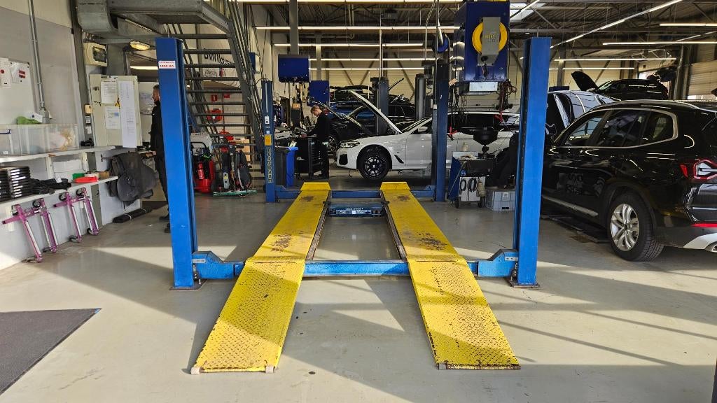 4 koloms hefbrug autobrug Nussbaum 4.35H 3500Kg APK brug RAI, Ophalen