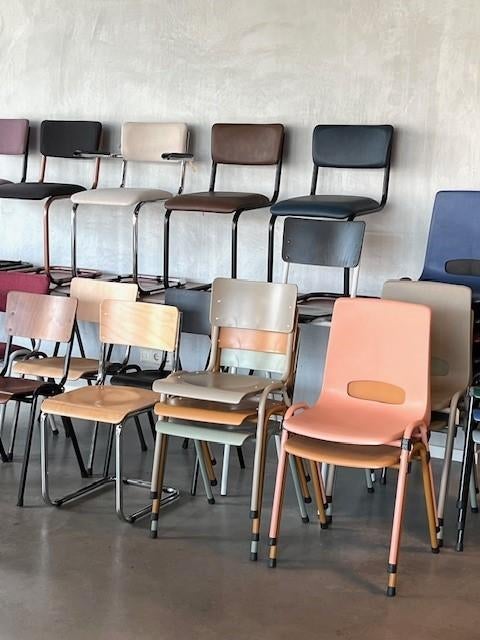 Vintage meubels furniture store meubelen stoelen Oostzaan, Ophalen of Verzenden, Divers, Nvt, Nvt