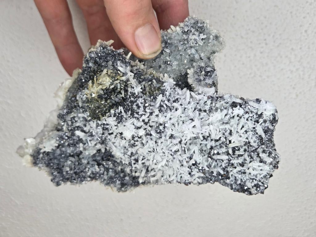 Galeniet, Kwarts en Calciet UV, Verzamelen, Mineralen en Fossielen, Ophalen of Verzenden, Mineraal