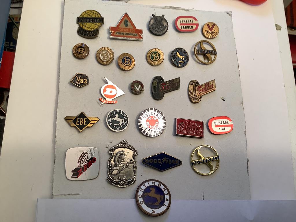 26 speldjes banden, Verzamelen, Ophalen of Verzenden, Gebruikt, Overige onderwerpen