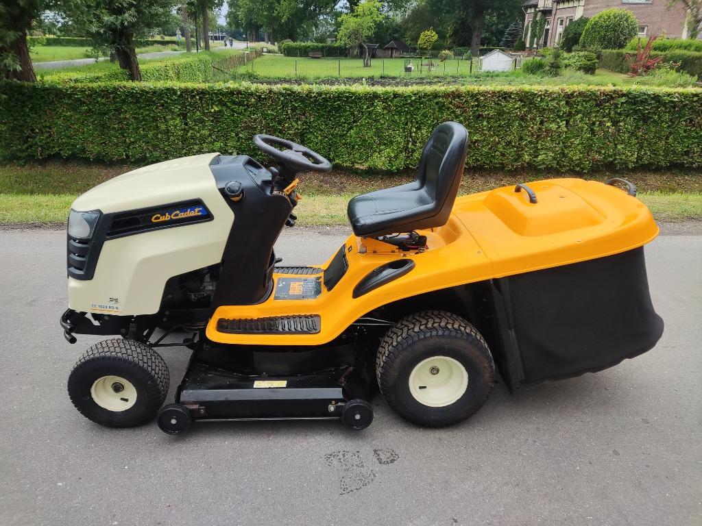 CUBCADET zitmaaier (type CC1024 , Kawasaki, 95 cm, hydro), Ophalen of Verzenden, Cub Cadet, Cub Cadet, Gebruikt