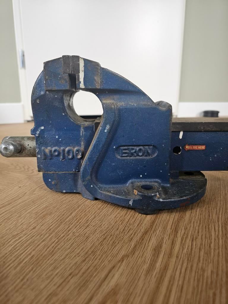 Eron bankschroef No. 100, Ophalen