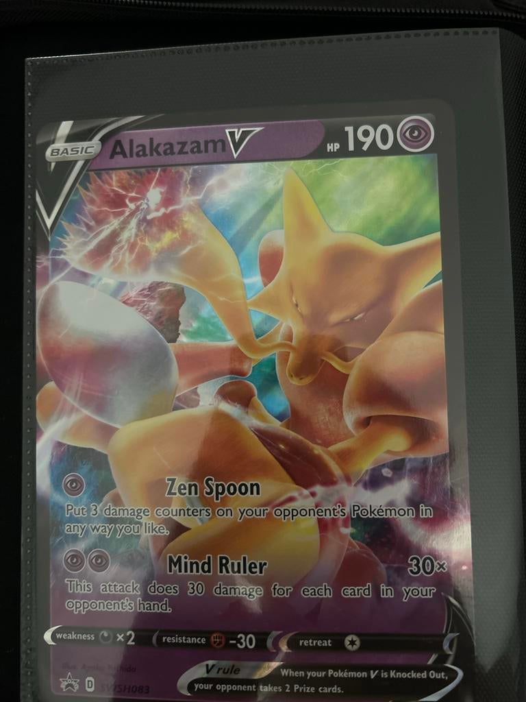 Alakazam V SWSH083 Oversized Pokémon Kaart, Ophalen of Verzenden, Zo goed als nieuw, Losse kaart