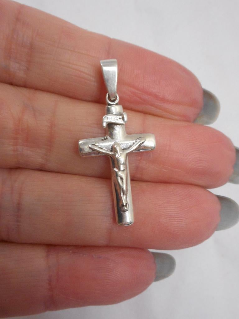 Zilveren kruis hanger met Jezus nr.124, Verzenden, Zo goed als nieuw, Kruis of Symbool, Zilver