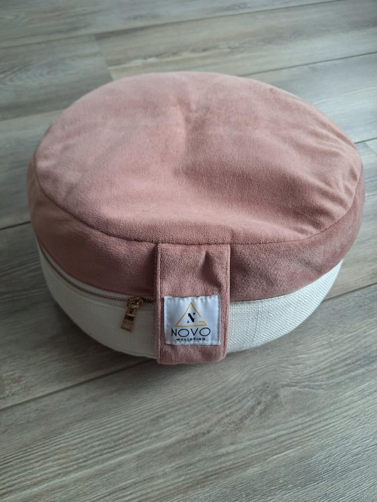 Yoga kussen, Ophalen