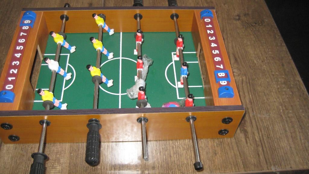 Voetbal spel, Ophalen, Zo goed als nieuw