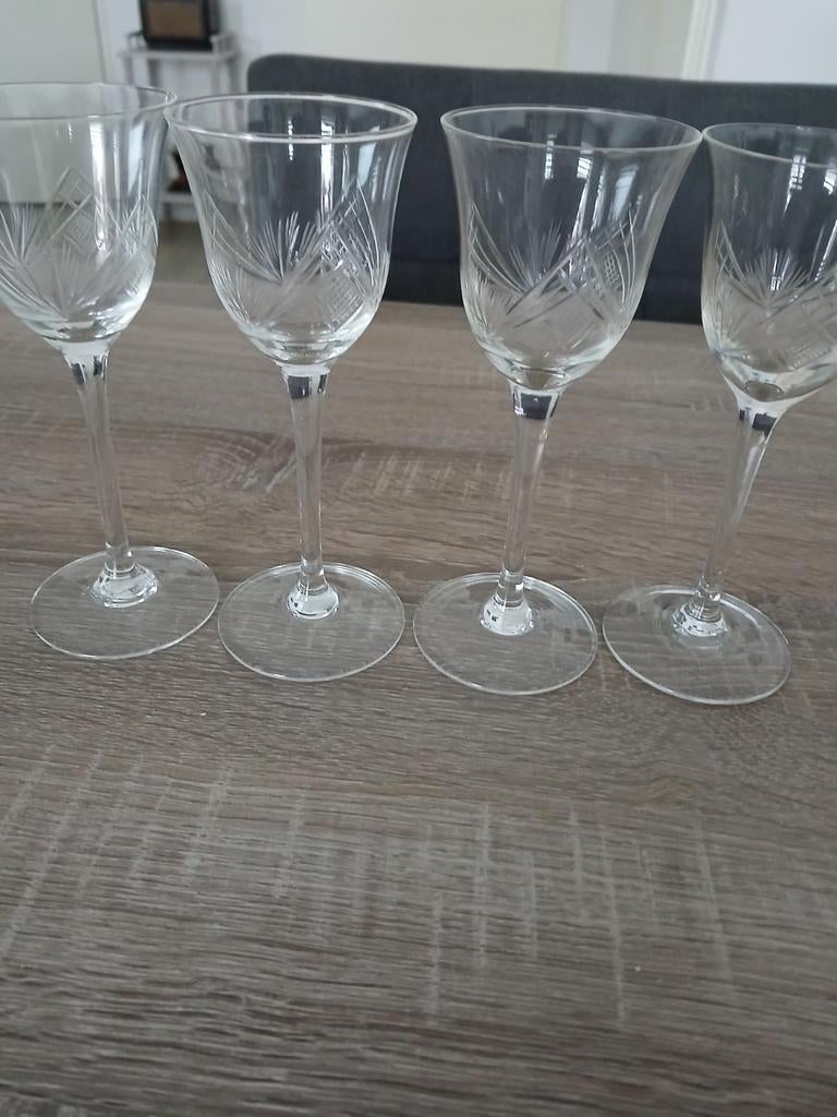 Set van 4 vintage wijnglazen, Antiek en Kunst, Antiek | Glas en Kristal, Ophalen of Verzenden
