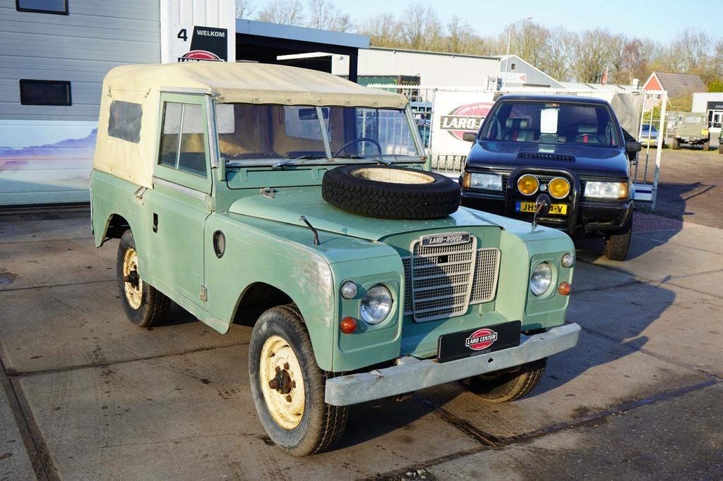 Land Rover 88 (bj 1974), 2286 cc, Land Rover, Zwart, Bedrijf