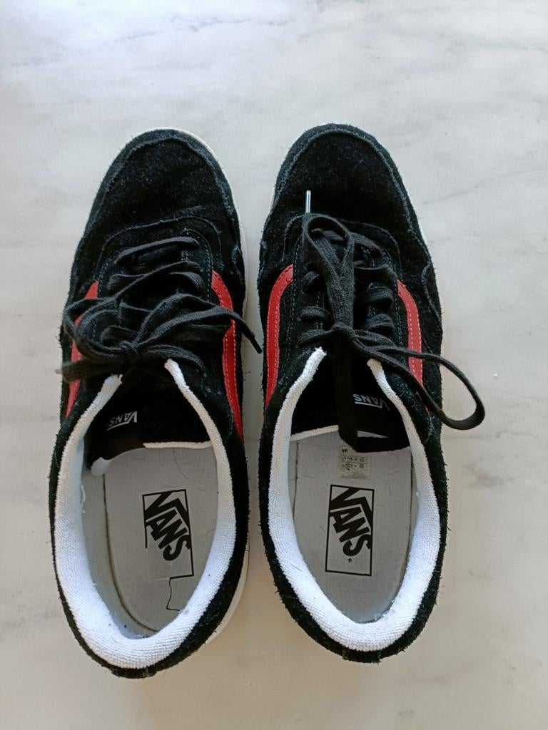 Vans, model Cruze, Kleding | Heren, Schoenen, Ophalen of Verzenden, Zo goed als nieuw, Zwart