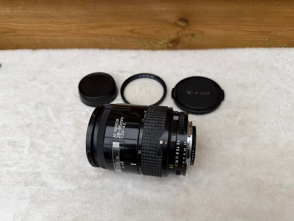 Nikon en Tamron Lenzen, Ophalen of Verzenden, Zo goed als nieuw, Standaardlens