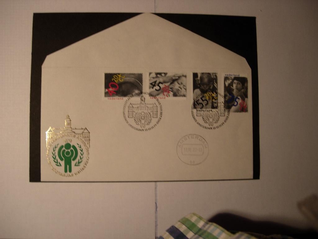 NL 2 FDC's Kinderpostzegelaktie Amsterdam 1979, Postzegels en Munten, Postzegels | Eerstedagenveloppen, Verzenden, Onbeschreven