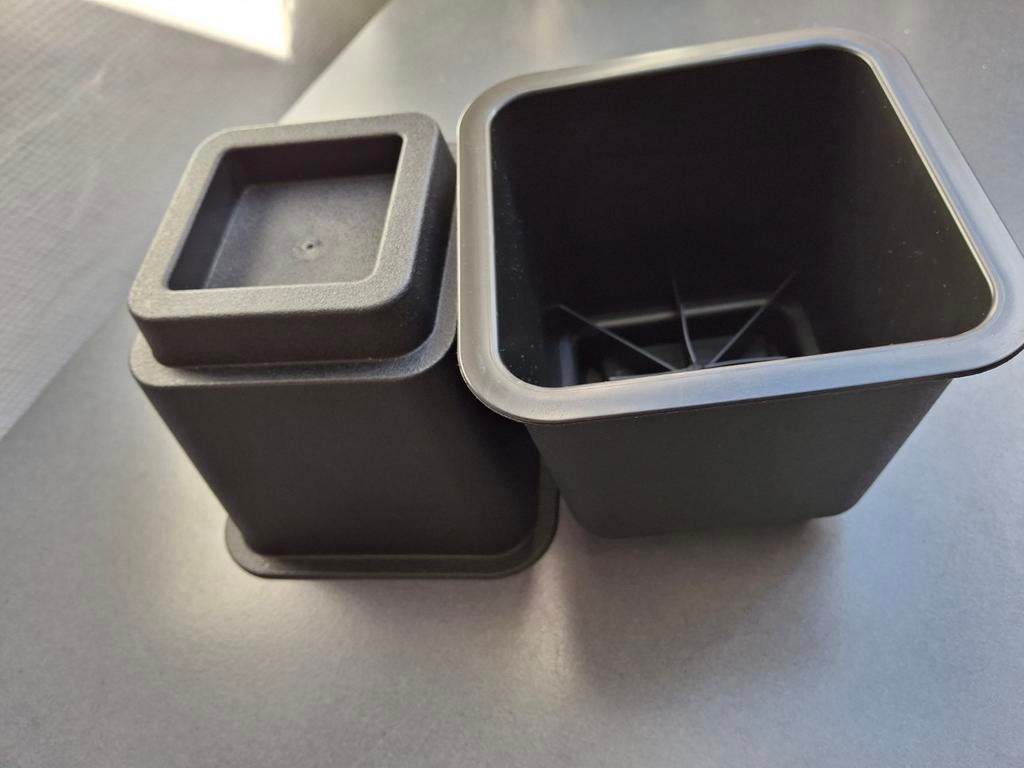 2 bedklossen 15cm hoog, 16x16cm onderkant, Overige materialen, Gebruikt, Eenpersoons, Zwart