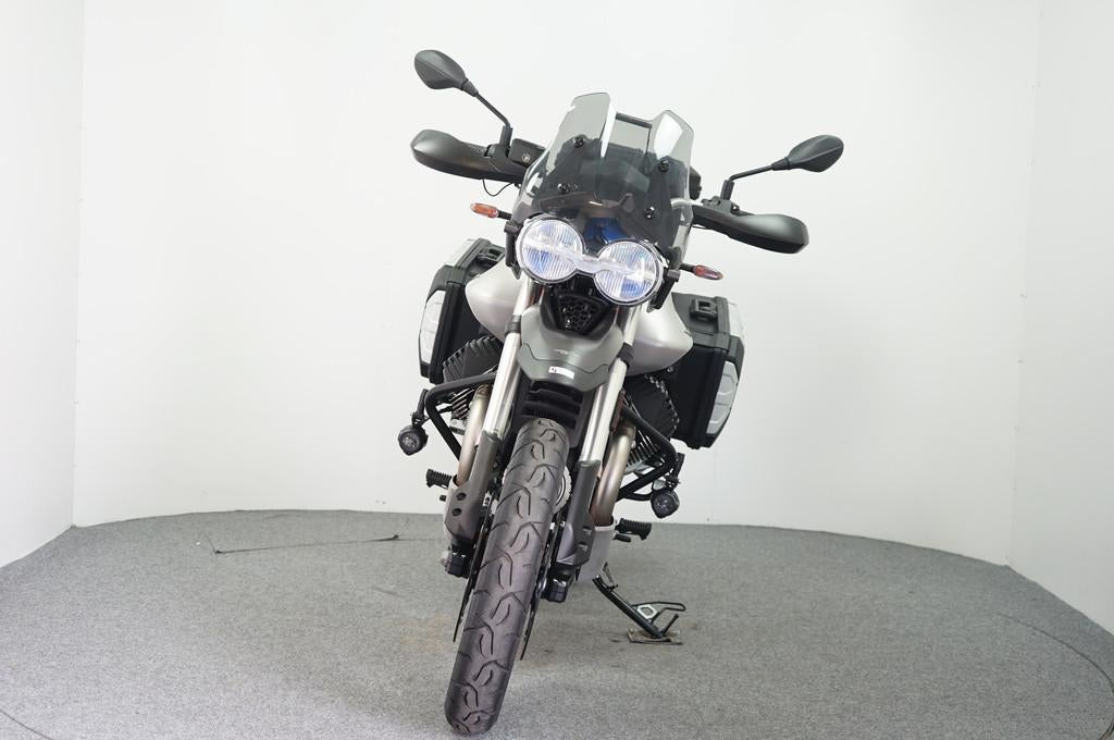 Moto Guzzi V 85 TT TRAVELER (bj 2024) - foto 3