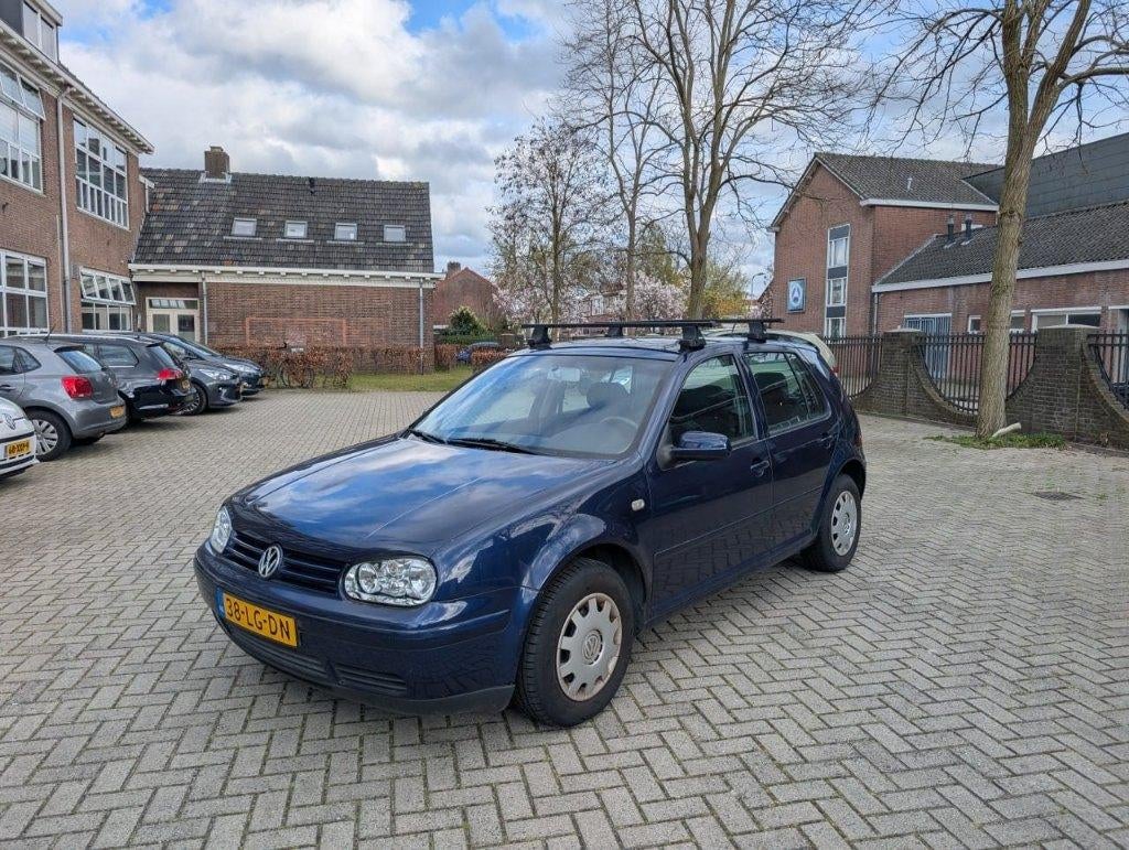 Volkswagen Golf 1.6 77KW 2003 Blauw, Voorwielaandrijving, Stof, 1145 kg, 4 cilinders