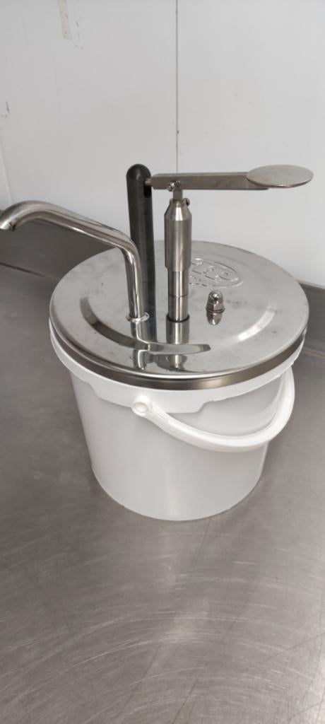 sauspompen (emmers van 5 Liter), Ophalen of Verzenden, Gebruikt