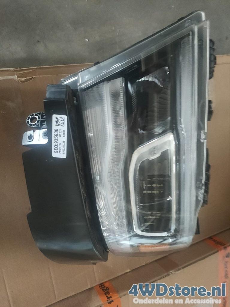 Dodge RAM 1500 Koplamp Links 68533273AB NIEUW, Auto-onderdelen, -, -, Nieuw, Ophalen of Verzenden