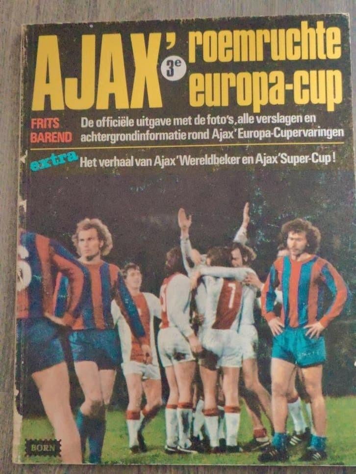 Ajax Roemruchte Derde Europacup Boek, Ophalen of Verzenden, Gelezen, Frits Barend, Balsport
