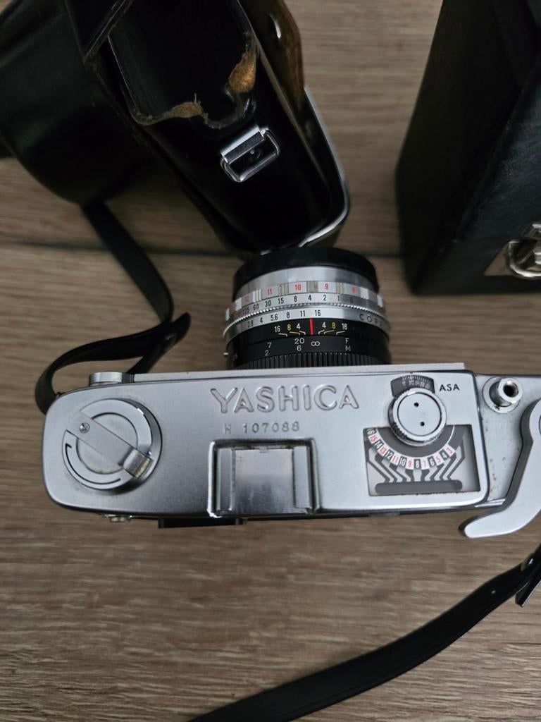 Yashica Oude Analoge Camera - Vintage Fotografie, Audio, Tv en Foto, Fotocamera's Analoog, Ophalen of Verzenden, Gebruikt, Spiegelreflex
