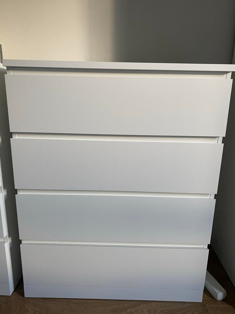 Witte ladekast met 4 lades, Huis en Inrichting, Kasten | Ladekasten, Gebruikt, 100 tot 150 cm, 3 of 4 laden, 25 tot 50 cm