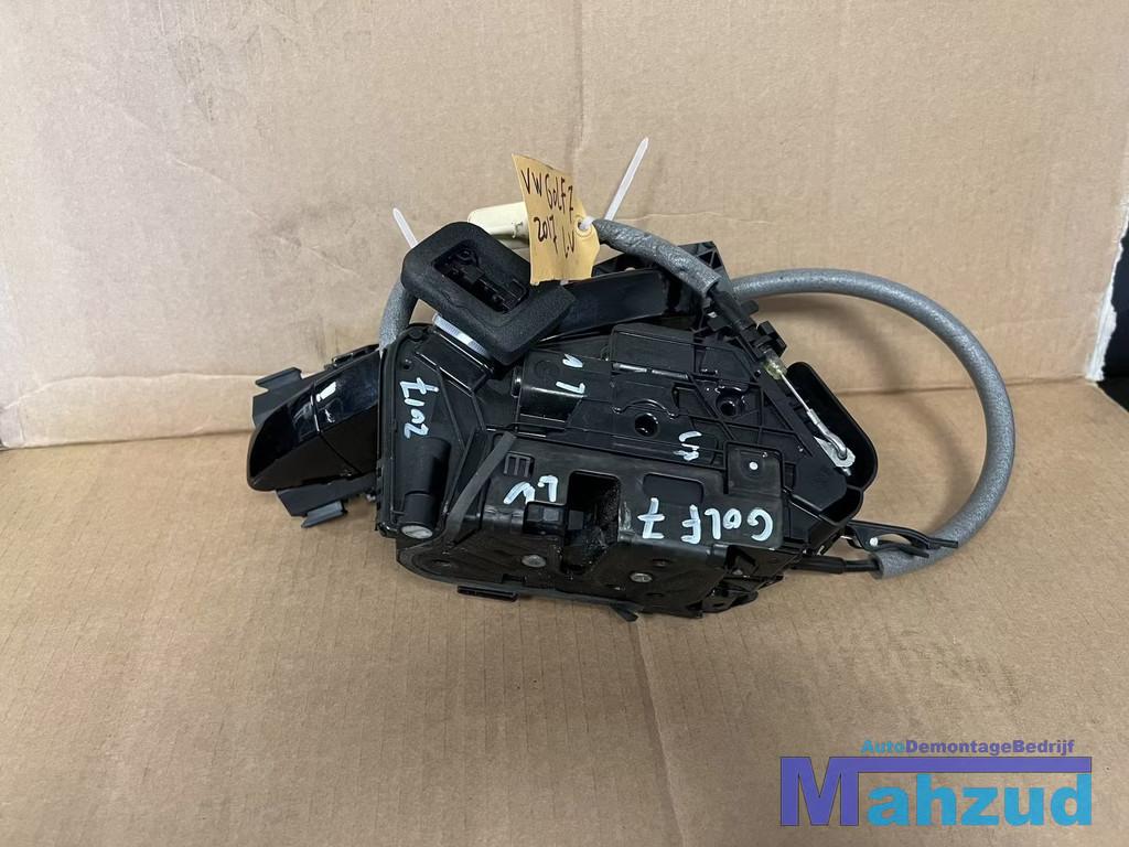 VW GOLF 7 7.5 Links voor deurslot portierslot 2012-2019, Gebruikt, Volkswagen, Volkswagen AG, Berliner Ring 2
38440  Wolfsburg, DE