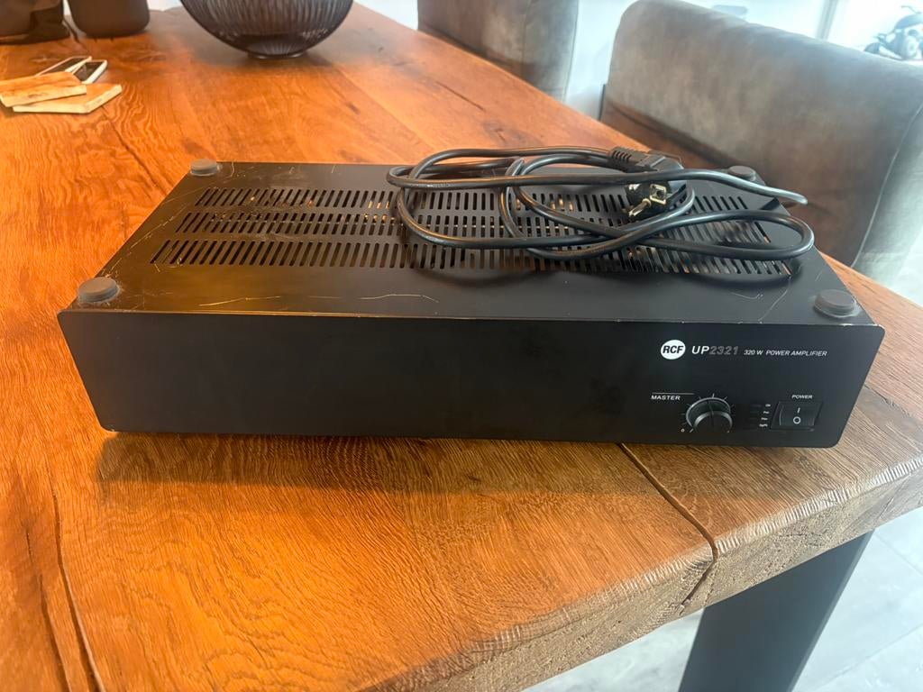 RCF 2321 versterker, Ophalen, Gebruikt, Minder dan 500 watt