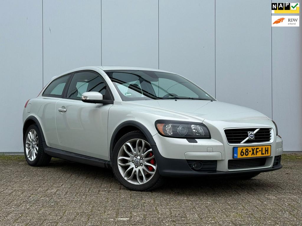 Volvo C30 2.4 D5 Summum, Auto's, Gebruikt, 700 kg, 4 stoelen, Wit