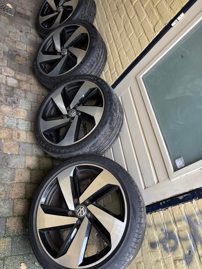 Milton keyness volkswagen gti 7.5 velgen orgineel 18 inch, Auto-onderdelen, Banden en Velgen, Velg(en), Zomerbanden, 18 inch, 225 mm