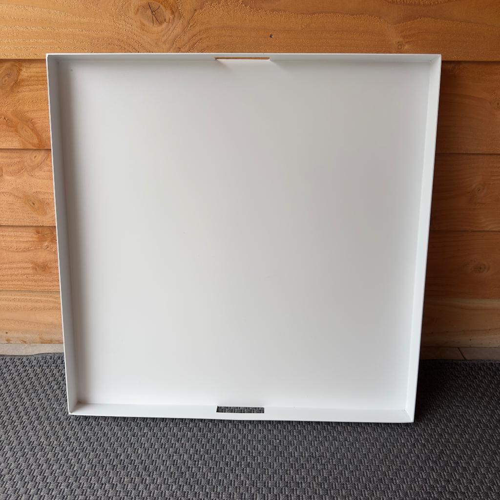 Metalen dienblad wit 70 x 70 cm, Ophalen, Zo goed als nieuw
