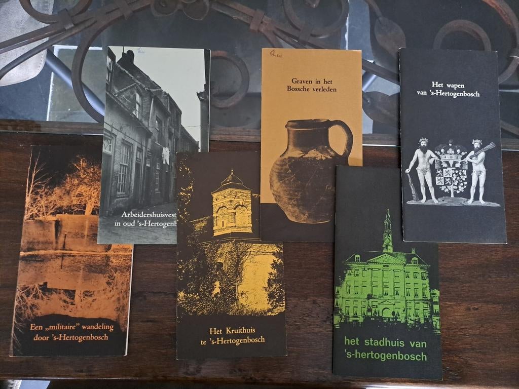 Informatieve boekjes Den Bosch, Boeken, Geschiedenis | Stad en Regio, Ophalen of Verzenden, Zo goed als nieuw, Diverse auteurs