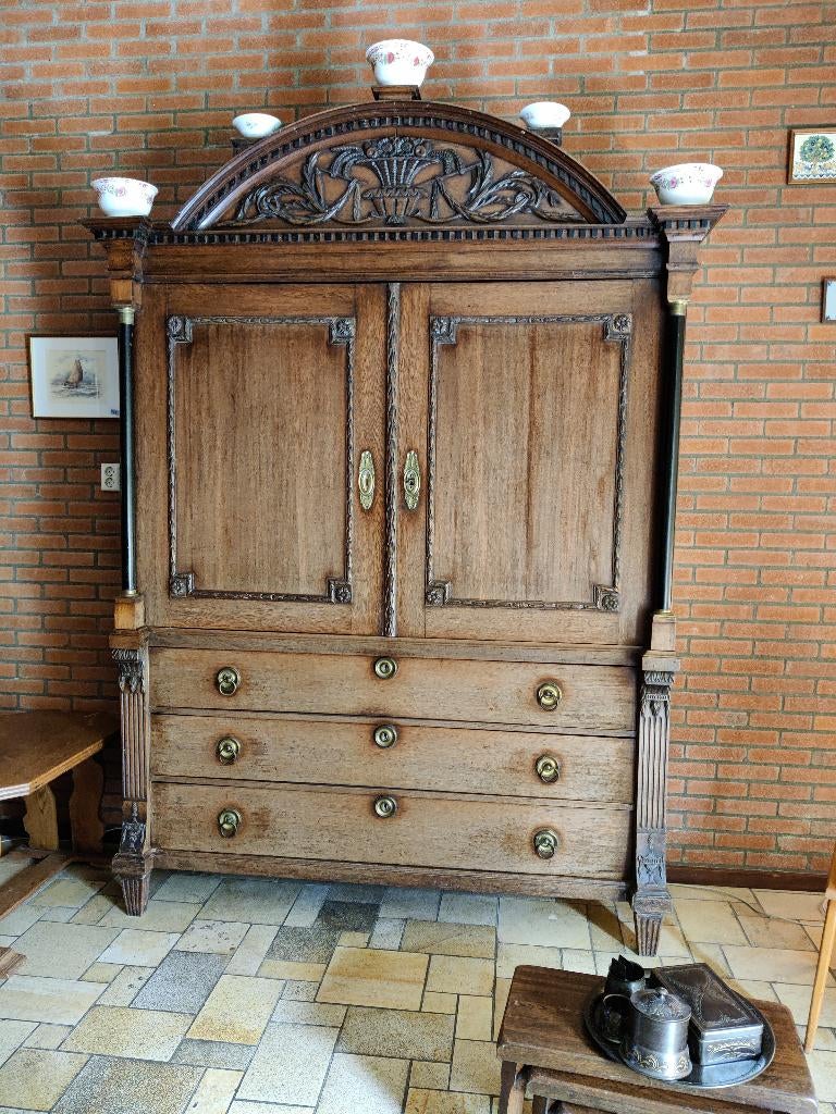 Antiek Drents kabinet, ruime landelijke kast, Ophalen