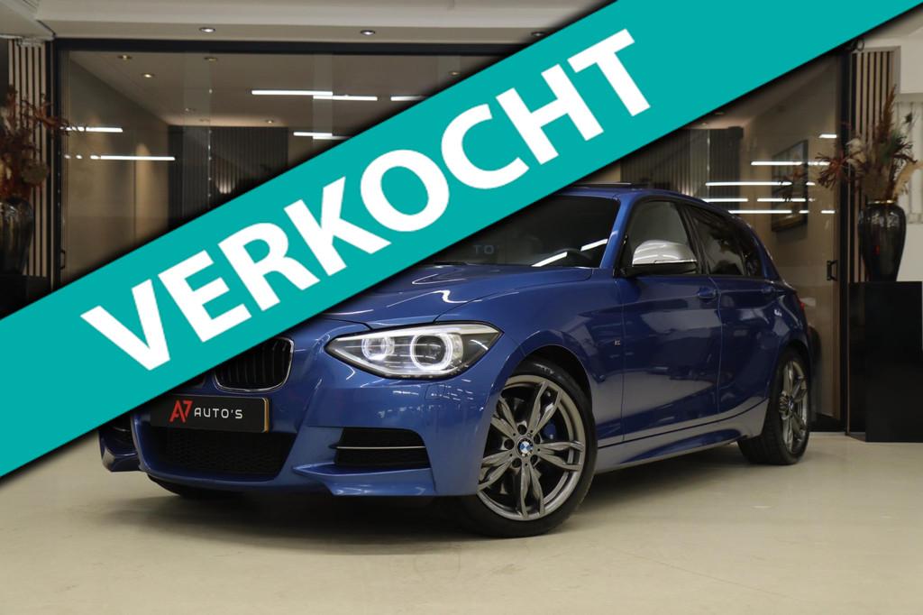 BMW 1-serie M135i xDrive High Executive M PANO/CARPLAY/LEER/, Gebruikt, Euro 6, Leder, Bedrijf