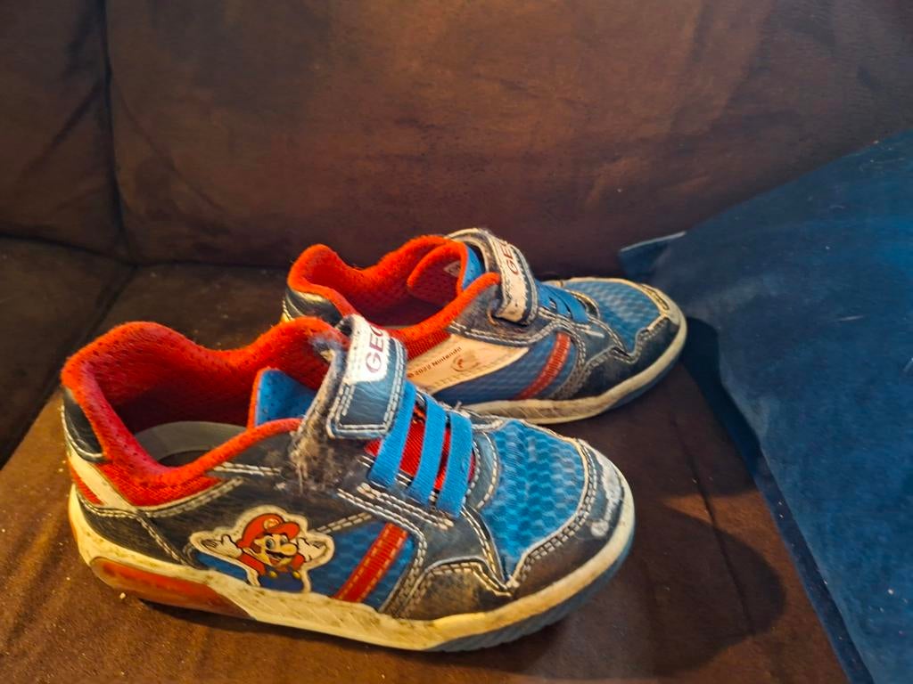 Super Mario geox maat 29, Gebruikt, Jongen of Meisje, Schoenen, Ophalen of Verzenden