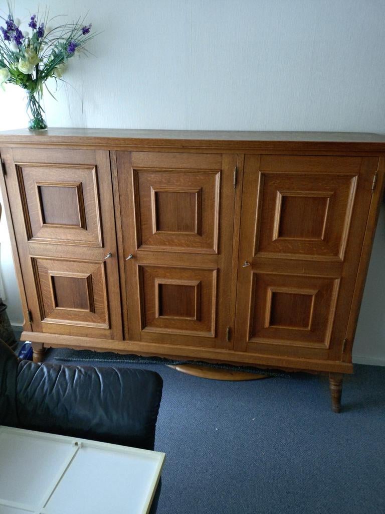 Eikenhouten kussenkast met deuren en lade, Ophalen, Gebruikt, Met deur(en), 150 tot 200 cm