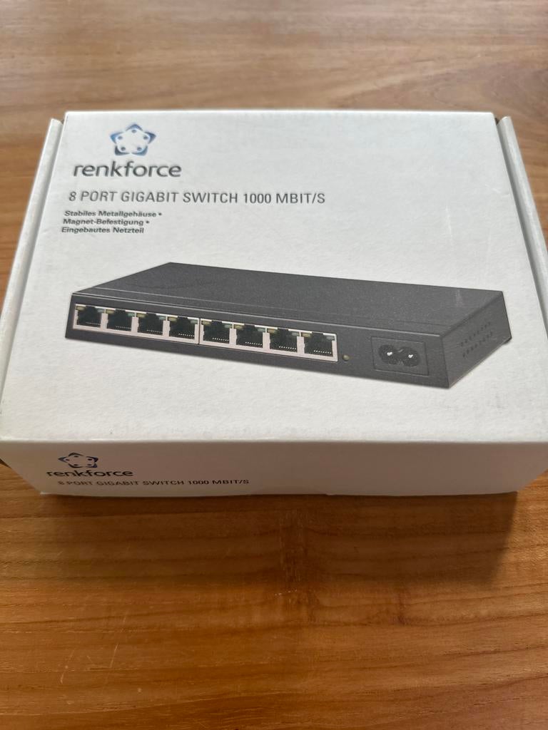 Renkforce 8 poorts Gigabit switch 1000 Mbit/s, Computers en Software, Netwerk switches, Ophalen of Verzenden, Nieuw