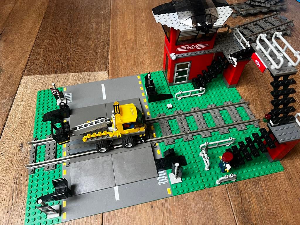 Lego trein spoorweg overgang 10128, Ophalen of Verzenden, Zo goed als nieuw
