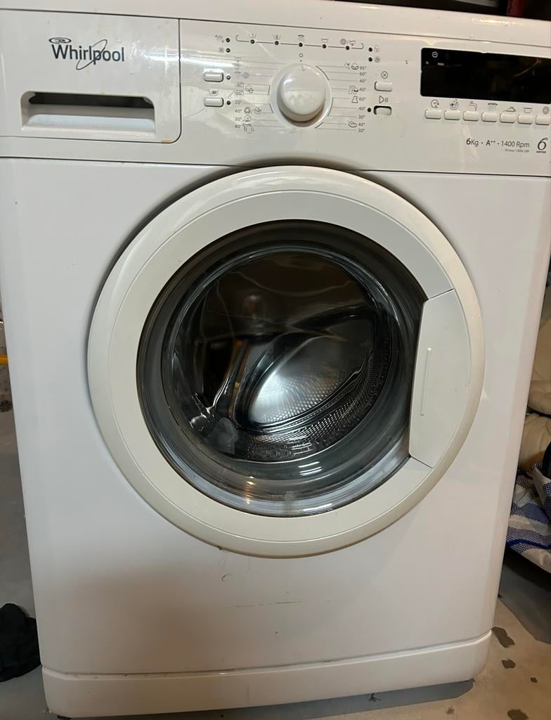 Whirlpool wasmachine 6kg belading, Ophalen, 1200 tot 1600 toeren, Gebruikt, 4 tot 6 kg