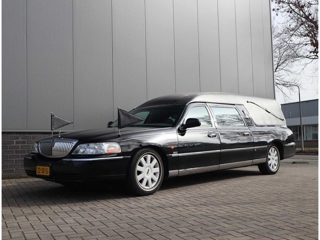 Lincoln - FM88 Town car begrafenisauto - Uitvaartauto, Automaat, Gebruikt, Bedrijf, Euro 4