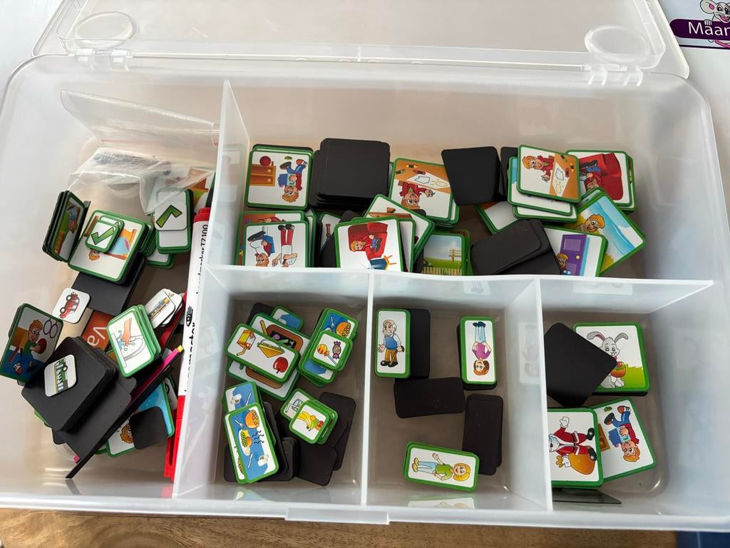 Weekplanning magnetisch voor kids met meer dan 200 magneten, Kinderen en Baby's, Speelgoed | Educatief en Creatief, Ophalen of Verzenden
