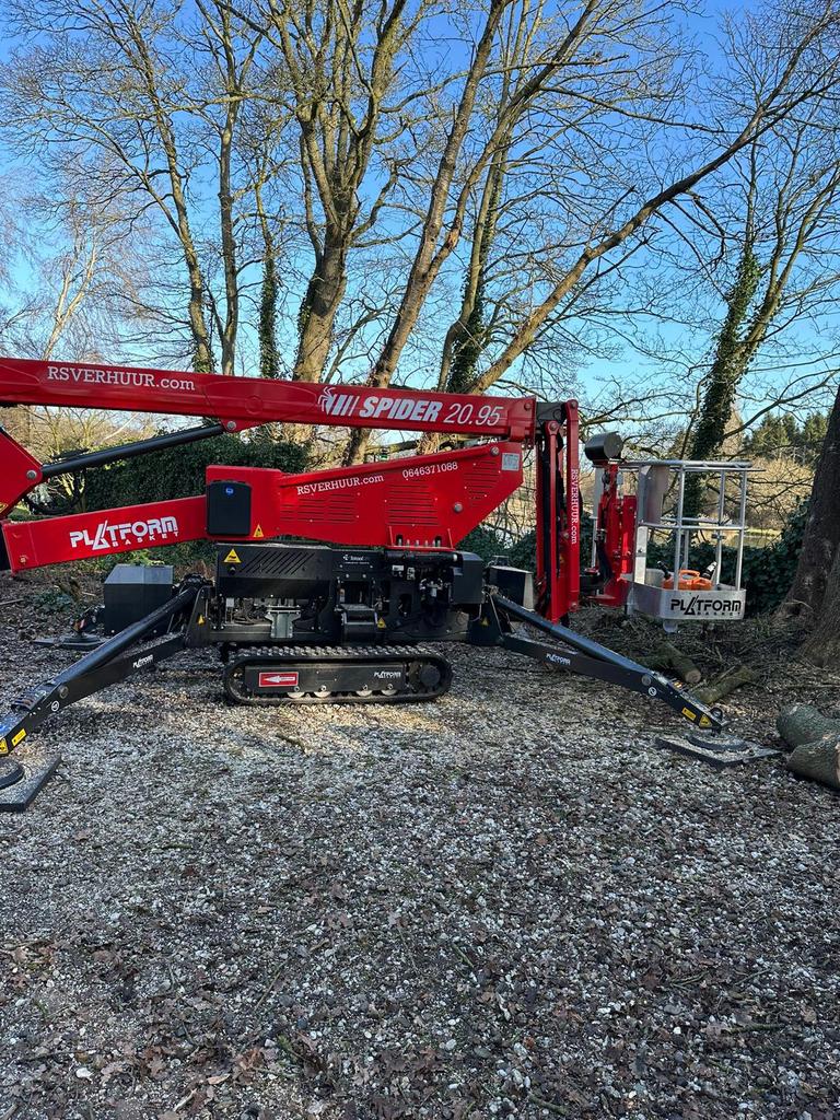 Spinhoogwerker te huur, Ophalen, Zo goed als nieuw