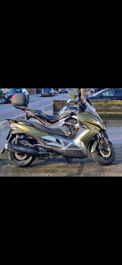 Kawasaki J300 Scooter - 2019 30.000 km - met extra's, Motoren, Particulier, Scooter