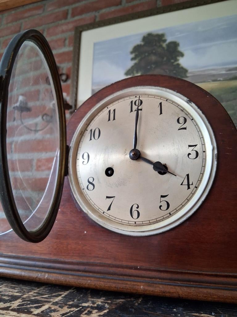 Antieke Napoleon hat klok Art deco, Ophalen