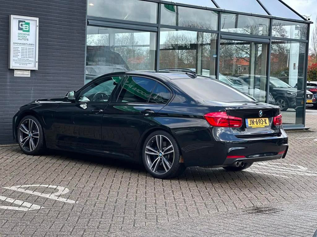 BMW 3 Serie 330e/M-PAKKET/PANO-DAK/XENON/DERLON € 17.995,0, Automaat, 1998 cc, Achterwielaandrijving, Gebruikt