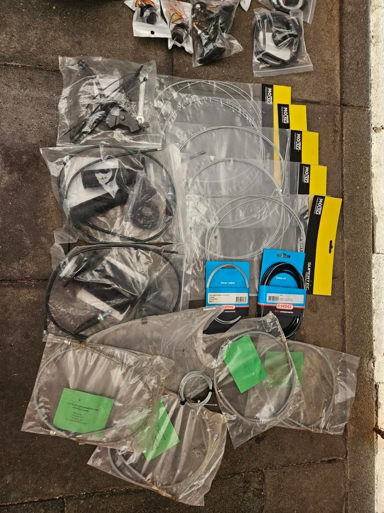 Nieuwe en gebruikte motoronderdelen bobber scrambler, Ophalen of Verzenden