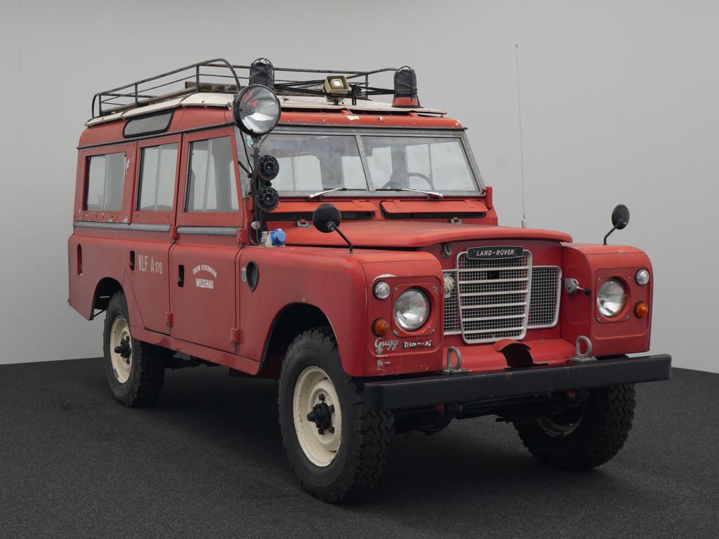 Land Rover 109 MK III 2.6L 83-86 Pk Petrol Kleinlöschfahrze, Auto's, 86 pk, Land Rover, Overige carrosserieën, Bedrijf