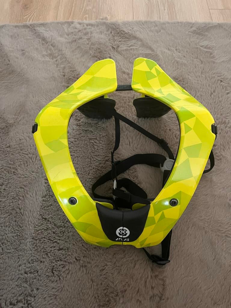 Atlas Air Nekbrace Neon Prism, Ophalen of Verzenden, Nieuw